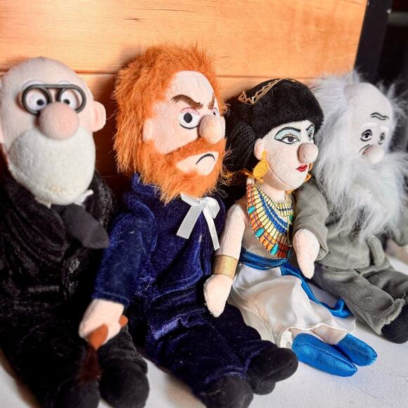 Historical Icons in Plush Form – Freud’s Couch Not Included - Picture 3 of 5
